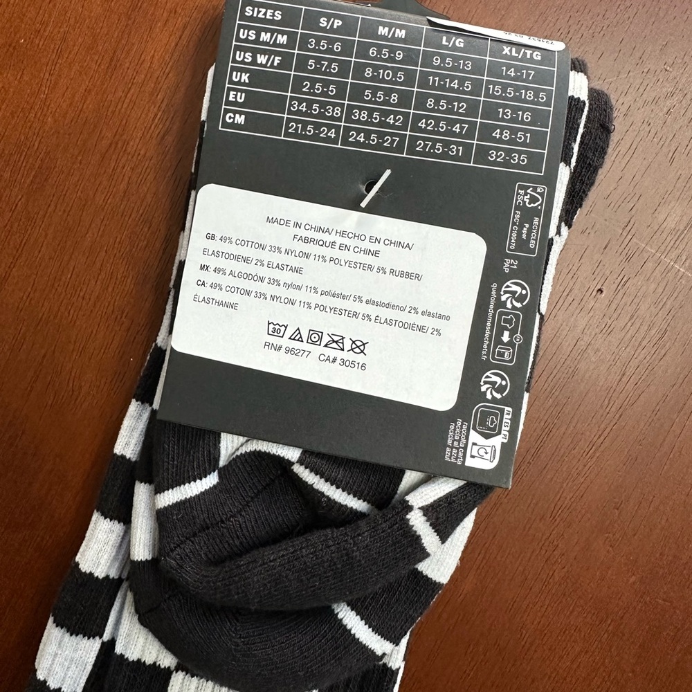 Vans Black & White Checkerboard Crew Socks S/P - Picture 5 of 5